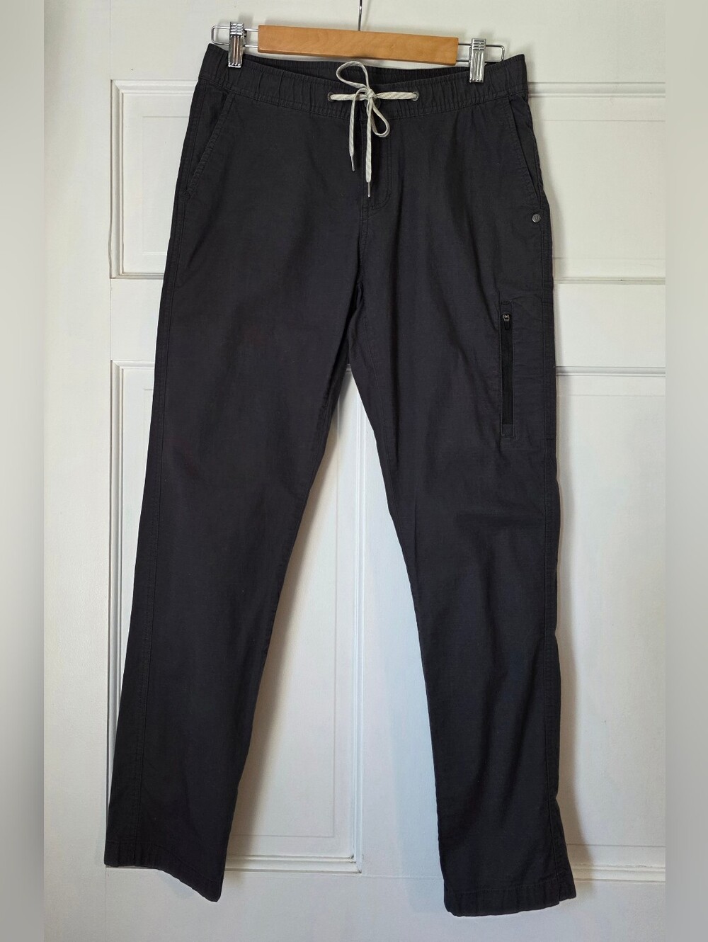 Vuori Ripstop Climber Pant in a Charcoal gray
